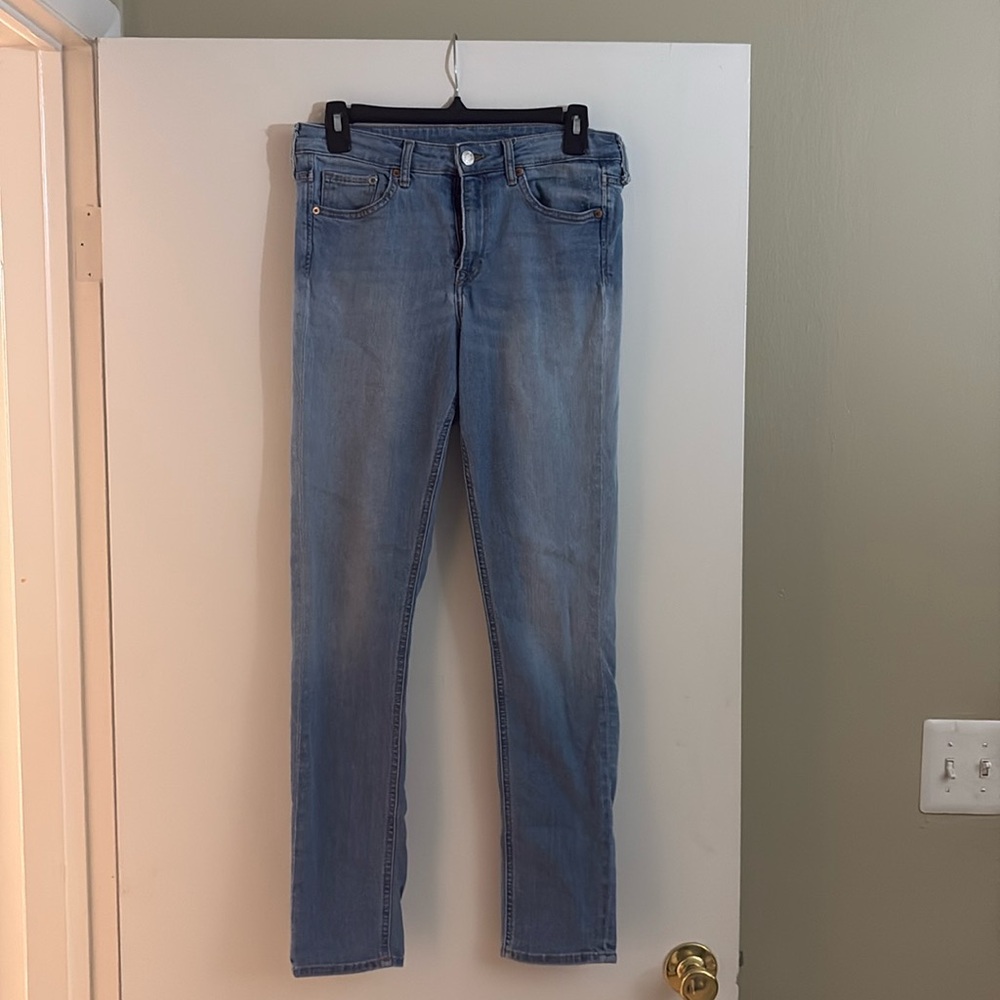 Light Wash Skinny Jean